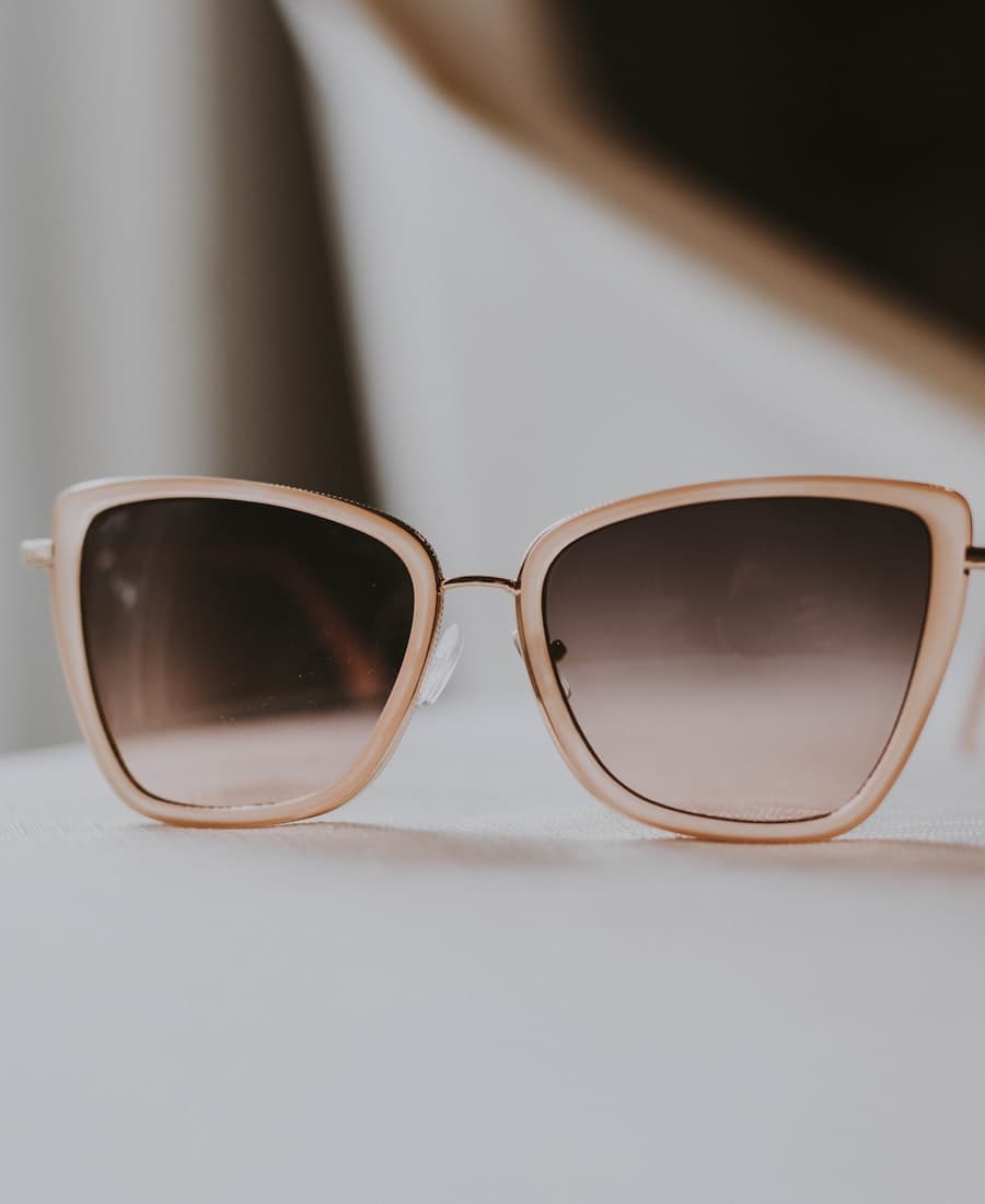 Dámske slnečné okuliare Cat Eye Black — alternatívny pohľad