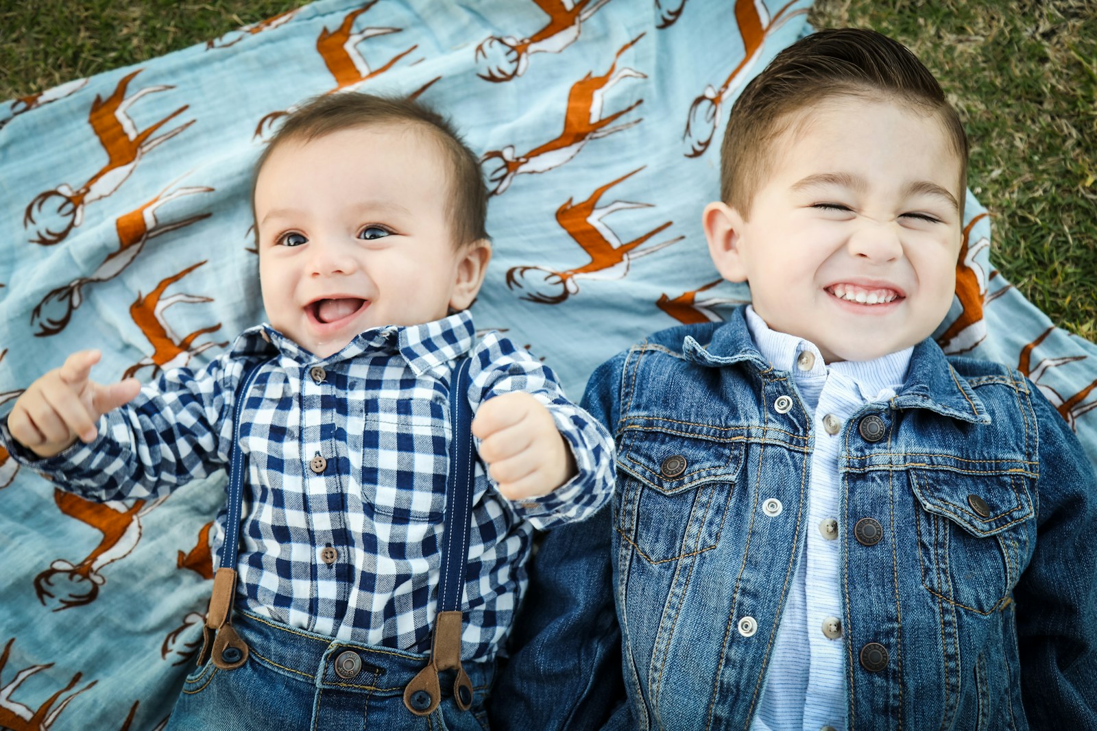 Bavlnené tílko YVETTIN Kids